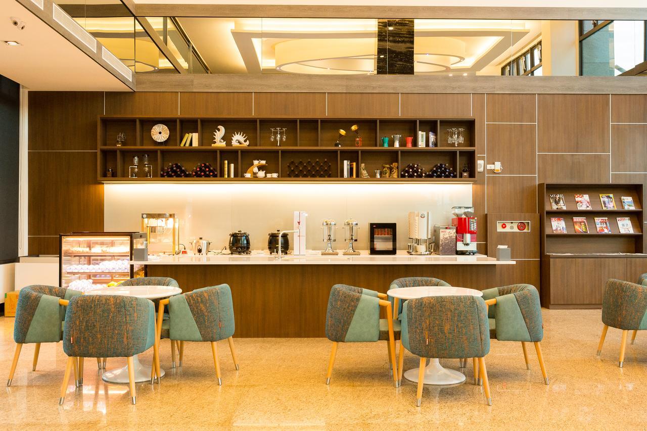 V-Hotel Taitung Екстер'єр фото