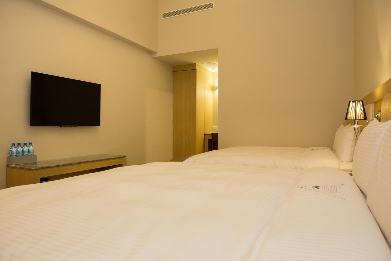 V-Hotel Taitung Екстер'єр фото
